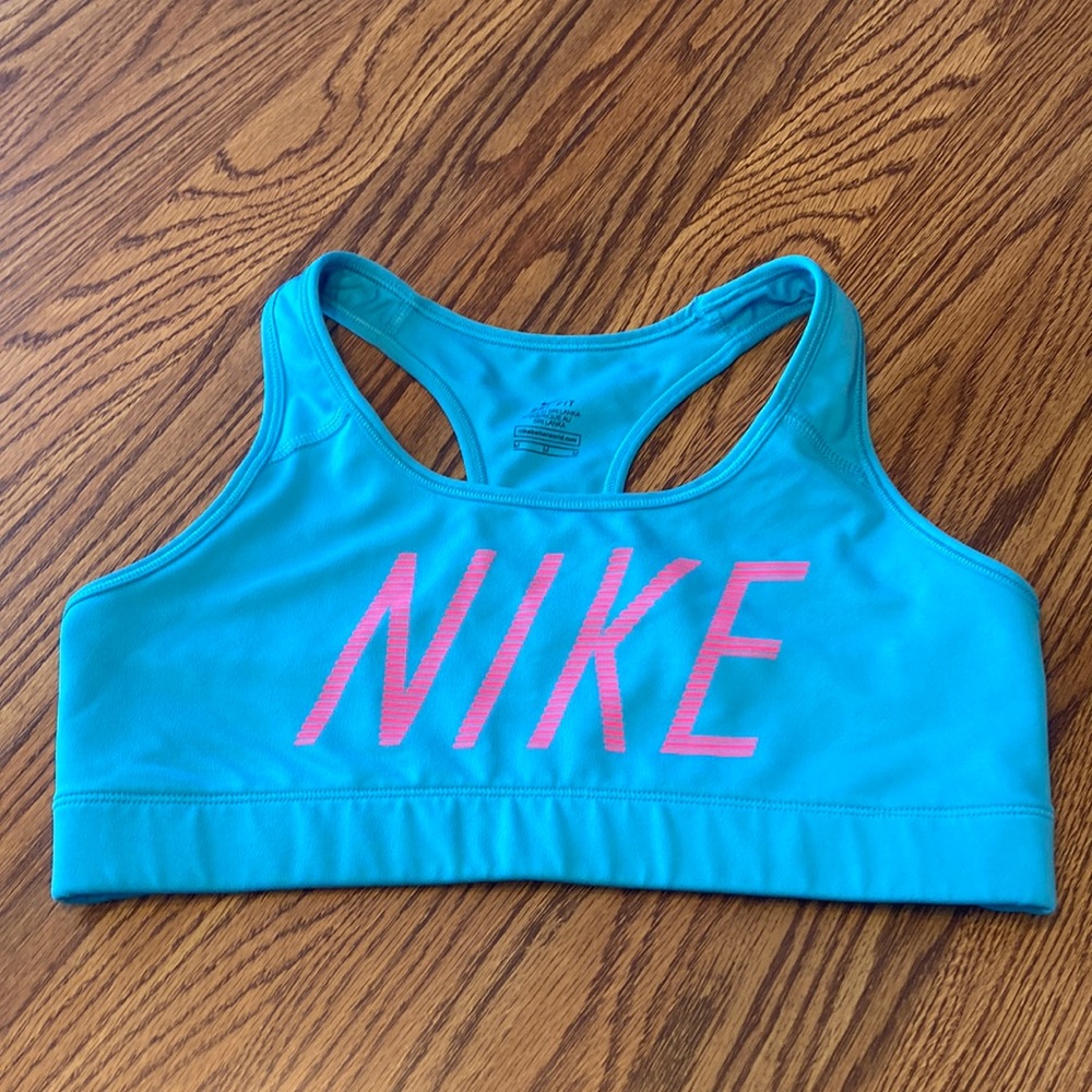 EUC Medium Nike Pro Sport Bra in turquoise color